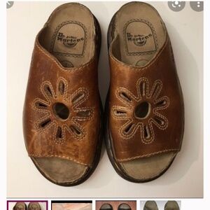 Doc Martin flower sandals size 6